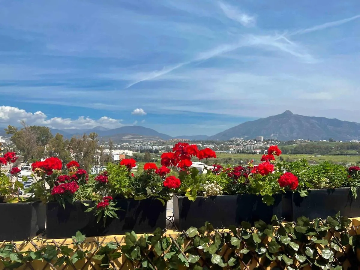 62 - Penthouse In Los Almendros With Fantastic Vie Marbella 0*,  Spanyolország